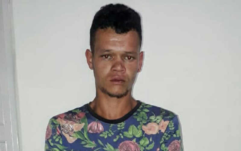 Policiais da CAEMA prendem homem acusado de tráfico de drogas no Distrito de Posto da Mata