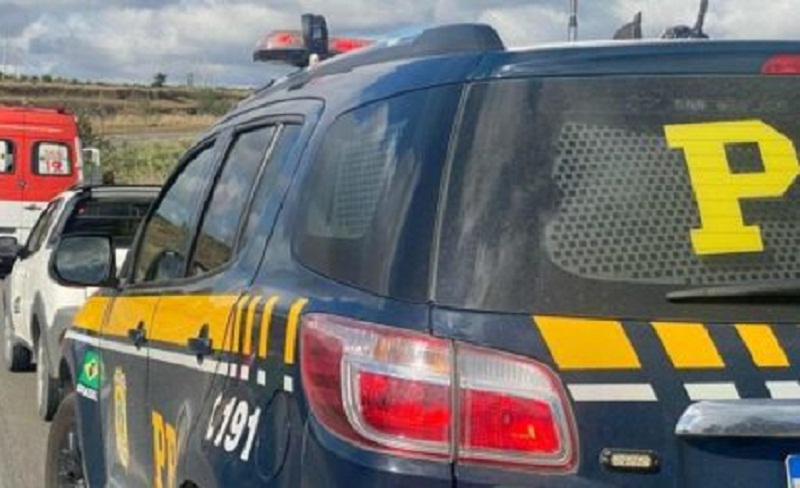 Condutora morre após pneu de moto estourar na BR-367 em Porto Seguro