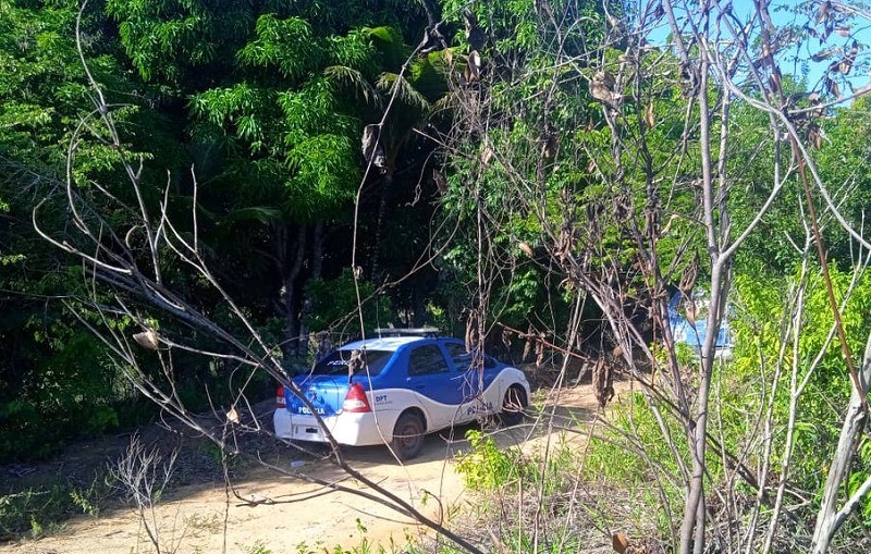 Desova de corpo em decomposição intriga polícia em Santa Cruz Cabrália